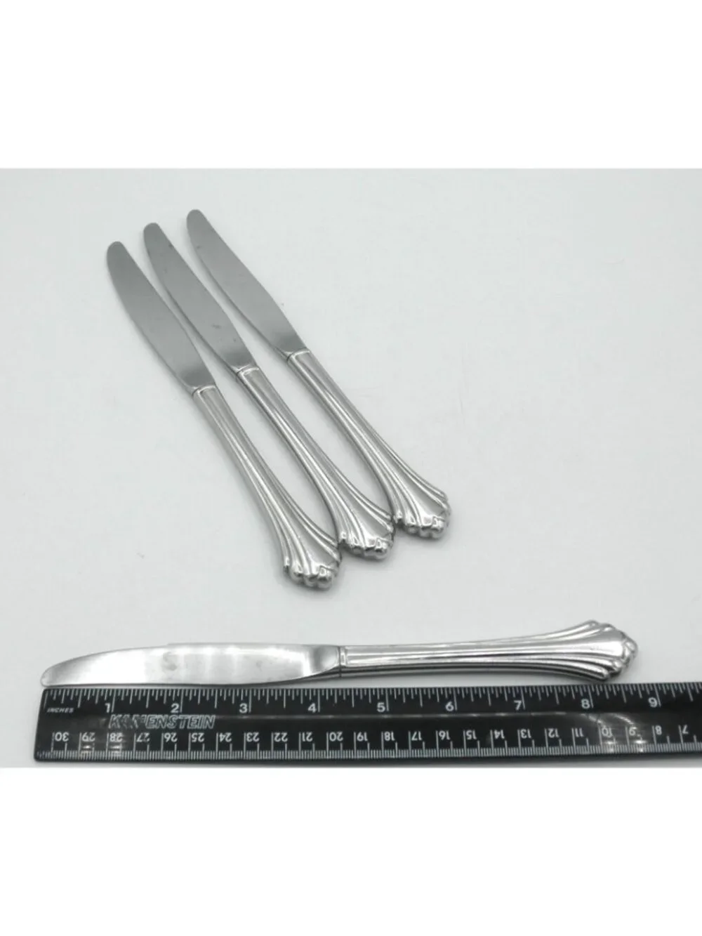 Bancroft Stainless by Oneida 9-1/8 inch Hollow/Place Knife Set of 4 OHSBAN